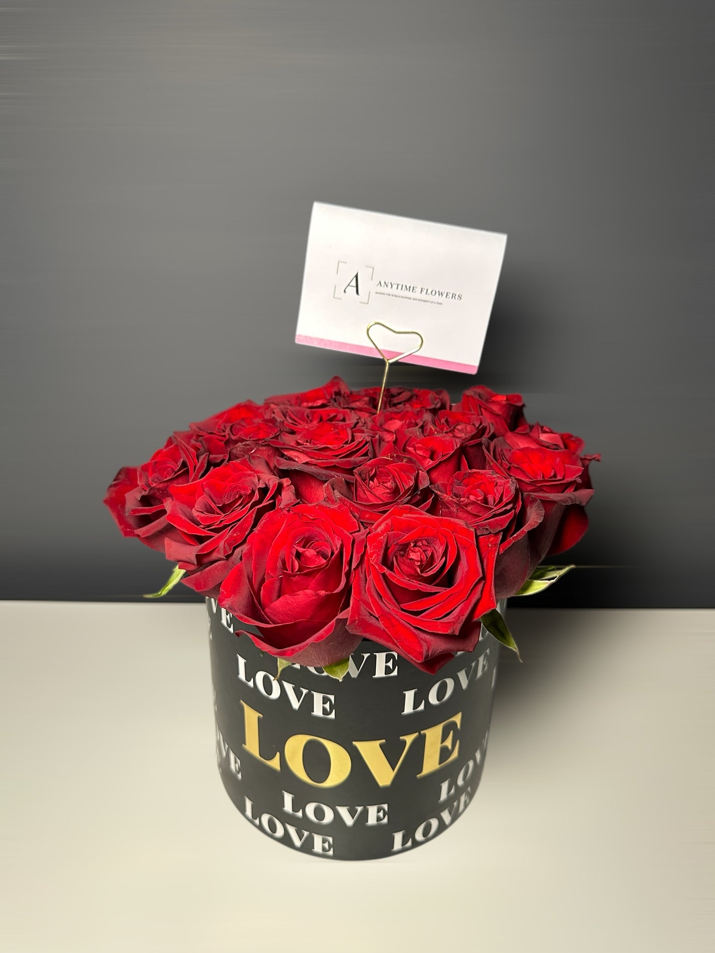 Arreglo floral en caja circular - Valentine's edition