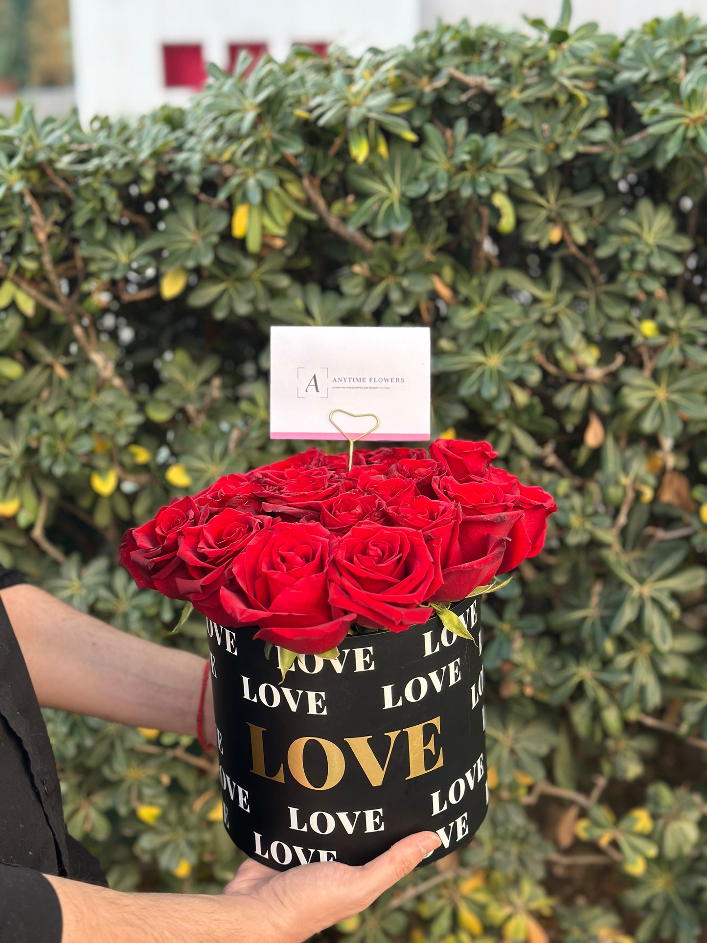 Arreglo floral en caja circular - Valentine's edition
