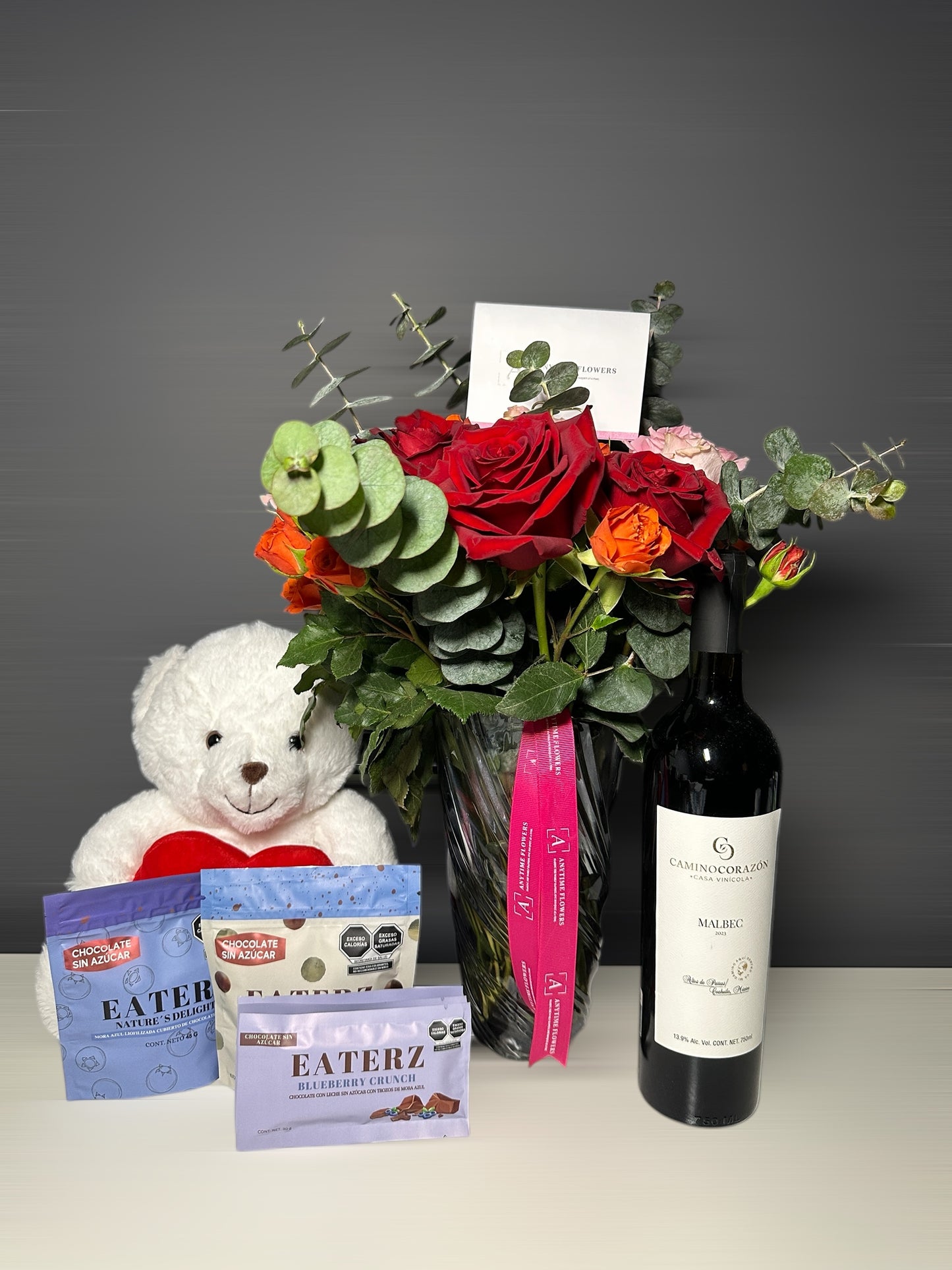 Arreglo en jarón de vidrio - Valentine's edition